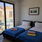 Ocean Breeze فيلة باراليمني